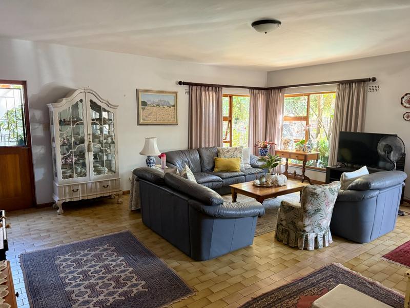 4 Bedroom Property for Sale in Panorama Western Cape